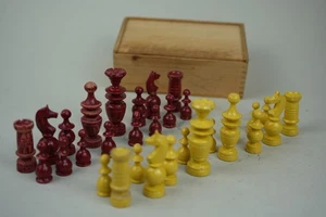 JUEGO DE AJEDREZ MUY ANTIGUO / FIGURAS DE AJEDREZ DE MADERA - - HECHO A MANO - - Imagen 1 de 7