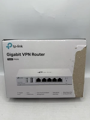 TP-Link Festa FR205 MultiWAN Wired Router Up to 3 Gigabit WAN Ports & 1 USB WAN - Image 1 of 4