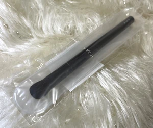 RMK Eye Shadow Brush A-Natural House Hairs-With Holder-Made In Japan-NEW/Seal~* - Picture 1 of 4