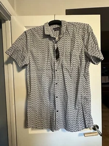 Men’s Peacocks Short Sleeve Shirt L Large BNWT - Picture 1 of 3