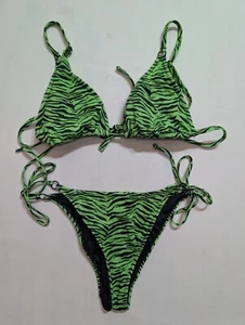 Kendall & Kylie PacSun Bikini Set Green Animal Print Bottom Medium Top Large - Picture 1 of 3