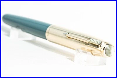Parker 51 Dove 1953 gris-oro, plumín en caja oro 14 k, tapa a rayas, EE. UU. Foto 1 de 4
