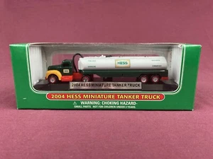 Hess Miniature Xmas Annual Release 2004 Tanker Truck Diecast NIB - Picture 1 of 6