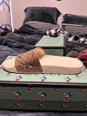 Toboganes Gucci Foto 1 de 4