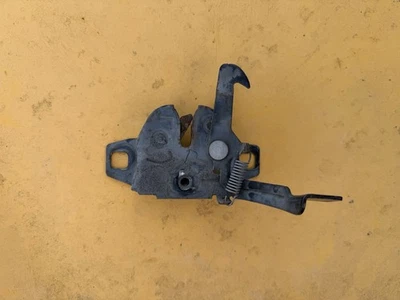 (LHD) 1995 Nissan carrocería dura camioneta capó pestillo OEM funcionando! Foto 1 de 4