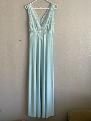 Soft Surroundings Medium Maxi Long Lace Front & Back Nightgown Mint Green - Image 1 of 4