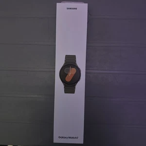 Samsung Galaxy Watch 7 Green 40mm - Picture 1 of 2