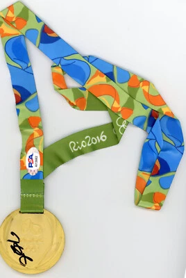 Kevin Durant Signed 2016 Team USA Basketball Replica Olympic Gold Medal PSA/DNA - Image 1 of 2