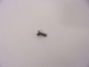 Johnson Evinrude OMC 309021 0309021 cover mounting screw NOS - Picture 1 of 5