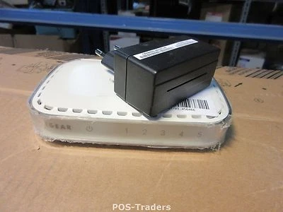 INCL PSU NETGEAR FS605 v3  5 Port 10/100Mbps Fast Ethernet Network Switch 10/100 - Bild 1 von 3