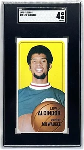 1970 Topps Basketball #75 Kareem Abdul-Jabbar SGC 4 VG-EX - Picture 1 of 2