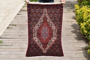 Alfombra turca 2x3 pies alfombra de lana vintage 70x120 cm tejida a mano de Anatolia Oriental - Imagen 1 de 10
