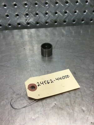 1999 SUZUKI LT-F500F QUADRUNNER REVERSE ISLE BUSH 24562-44D50 t318 - Image 1 of 3