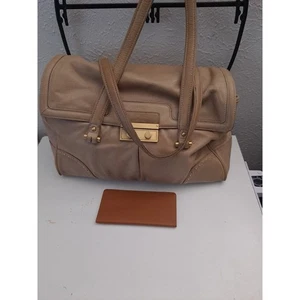 Talbots Lg Beige Tan Butter Soft Leather Shoulder Handbag Studded + Checkbook - Picture 1 of 10