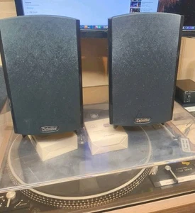 Pair Of Definitive Technology ProMonitor 800 ProCinema Monitor/Speaker (2 Total) - Picture 1 of 5