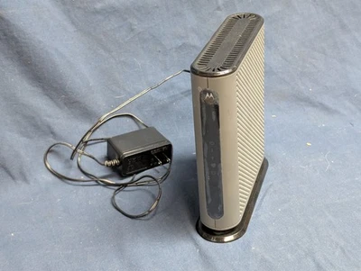 Motorola MB8600 DOCSIS 3.1 Cable Modem Gigabit Ethernet With Power Cord - Image 1 of 4