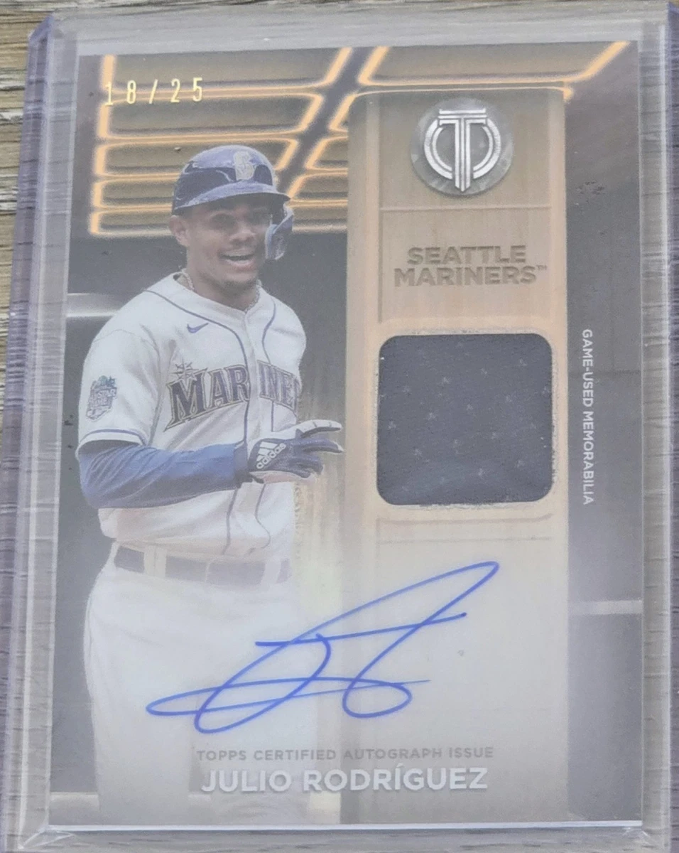 Topps Ken Griffey Jr Autographed Baseball Trading Cards