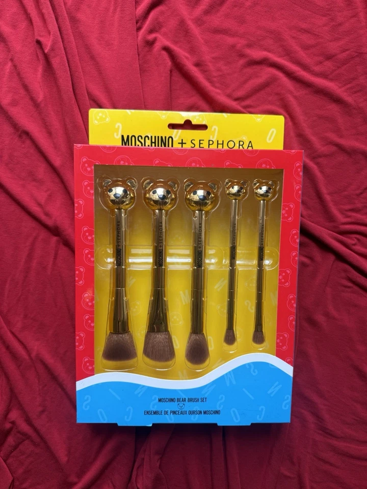 Набор кистей для макияжа Moschino X Sephora Bear ограниченный выпуск новые в коробке - Изображение 1 из 1