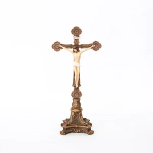 STANDING CRUCIFIX - BAROQUE DESIGN Altar Cross (15.5 cm x 10.5 cm x 33 cm H ) - Picture 1 of 4
