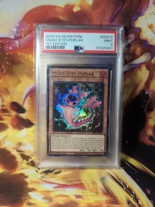 2024 Yugioh PHNI SNAKE-EYES POPLAR #DE012 1. Auflage PSA Graded Mint 9 Rarität - Bild 1 von 2