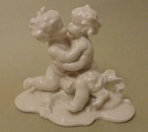 HUTSCHENREUTHER Art Deco TUTTER KISSING PUTTI Angels Children Nude BOYS FIGURINE - Picture 1 of 6