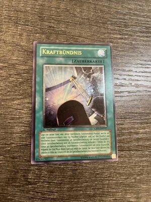 Yugioh Power Bond CRV-EN037 1st Edition Ultimate Rare Yu-Gi-Oh LP GERMAN - Image 1 of 4