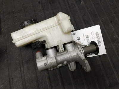 Brake Master Cylinder 5Q1614019ABREP Fits 19-24 Audi Q3 3050470 Foto 1 de 4