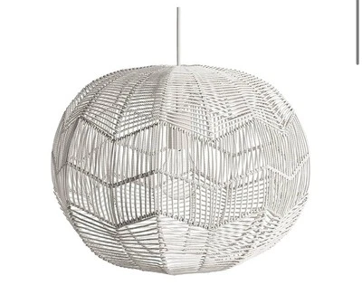 Kenroy Home Moderno Blanco Ratán Colgante Enganche Lámpara Colgante Foto 1 de 4