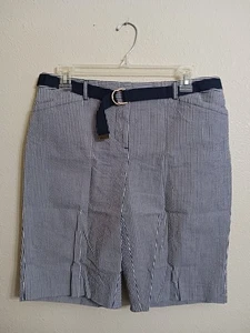 Charter Club 32" Waist Womens 8 Long Blue White Pinstripe Belted Shorts - Picture 1 of 3
