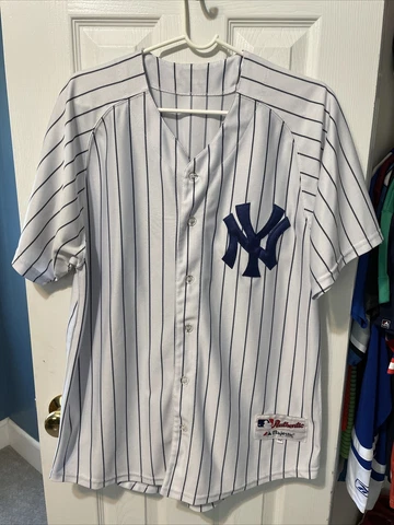 Alex Rodriguez New York Yankees Majestic Men’s White Pinstripe Jersey Size 52 Cover