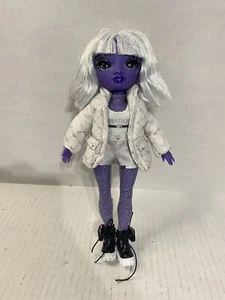 Muñeca Rainbow High Shadow High Dia Mante - Imagen 1 de 4