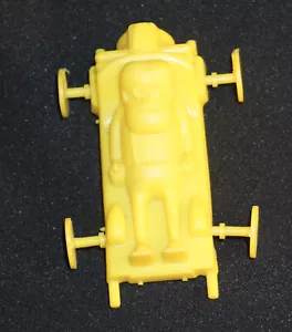 Vintage 70s Yellow Frankenberry GM Cereal Premium SPOOKY SPEEDSTER Monster Car - Picture 1 of 3