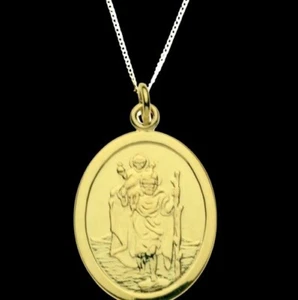 9ct Gold Oval Saint Christopher Hallmarked 17 x 24mm Optional 20" 9ct Curb Chain - Picture 1 of 9