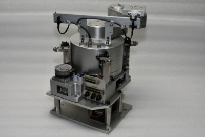 RORZE RR0100-001 WAFER 转运机器人,免费送货 — 第 1/4 张图片