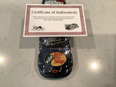 MARTIN TRUEX JR 2007 AUTOGRAFIADO BAJO PRO 57 CHEVY COLOR CROMO FUNDIDO A PRESIÓN CON CERTIFICADO DE AUTENTICIDAD Foto 1 de 4