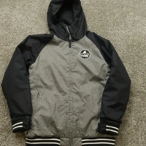 Burton Jacket kids 18 XL Black DRYRIDE Hooded Varsity Snowboard Room To Grow - Picture 1 of 15