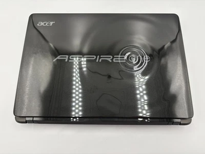 Acer Aspire One 722 11.6" Laptop AMD C-Series C-60 1.0GHz 4GB RAM 320GB Win 7 - Image 1 of 4