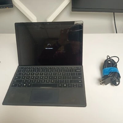 Microsoft Surface Pro 6 (Intel Core i7, 8GB RAM, 256 GB) Black, Has issues - Image 1 of 4
