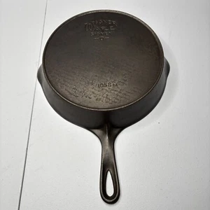 VINTAGE WAGNER WARE SIDNEY O #8 CAST IRON SKILLET 1058M WITH HEAT RING C. 1920’s - Picture 1 of 8