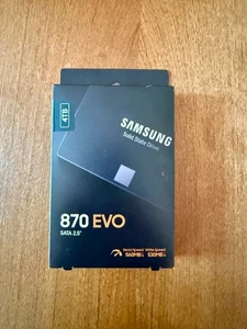 Samsung 870 EVO Series 4TB SATA 6Gbps 2,5 cala wewnętrzny dysk SSD - używany 1 miesiąc - Zdjęcie 1 z 5