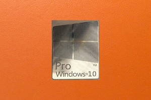 1 PCS window 10 Pro Badge Logo Decal Silver Chrome Sticker 16mm x 23mm USA Ship