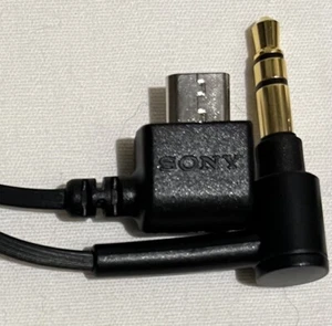 Sony Audio Cable Angled 3.5mm Jack to Angled Micro-USB - Picture 1 of 5