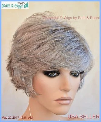 Peluca sintética corta estilo abatible Whispy Bangs para mujer CLR 51 gris 1203 Foto 1 de 4