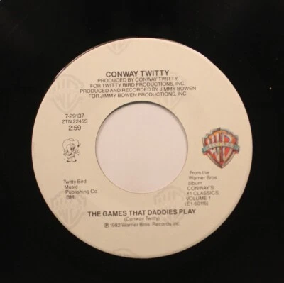 Country 45 Conway Twitty - The Games That Daddies Play / Ain'T She Somethin' Els - Image 1 of 2