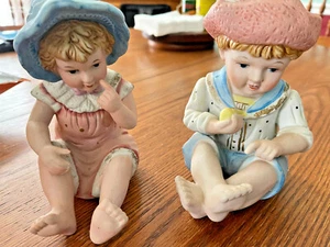 PORCELAIN FIGURE Figurines - Picture 1 of 2
