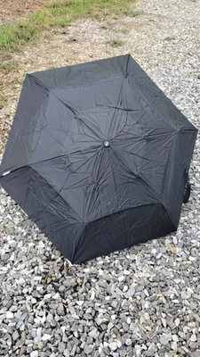 Paraguas ShedRain negro 41" de diámetro, apertura/cierre automático imitación Foto 1 de 4