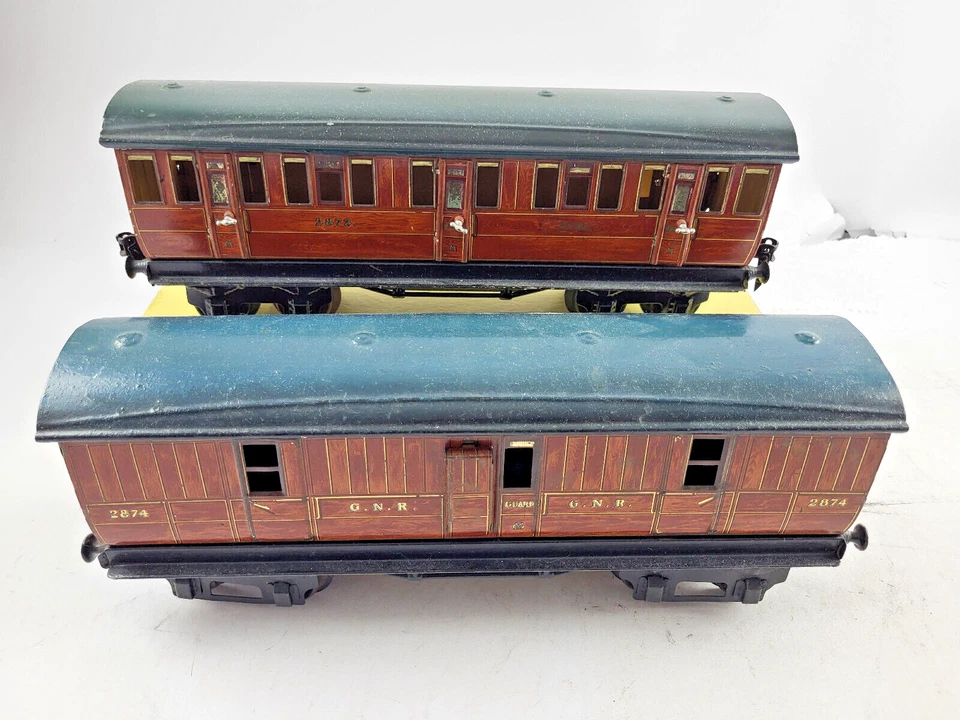 Märklin échelle 1 voiture voyageurs et wagon d'emballage anglais GNR 2873 287... - Photo 1/4