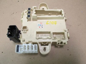 2004-2009 LEXUS RX330 RX350 POWER DISTRIBUTION JUNCTION FUSE BOX RELAY UNIT OEM - Picture 1 of 10