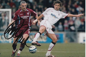 SCUNTHORPE UNITED HAND SIGNED JIM GOODWIN 6X4 PHOTO. - Picture 1 of 1