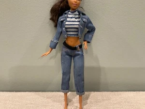 Liv Puppenkleidung Jeansjacke (Spin Master) + gestreiftes Hemd (markenlos) - Bild 1 von 7
